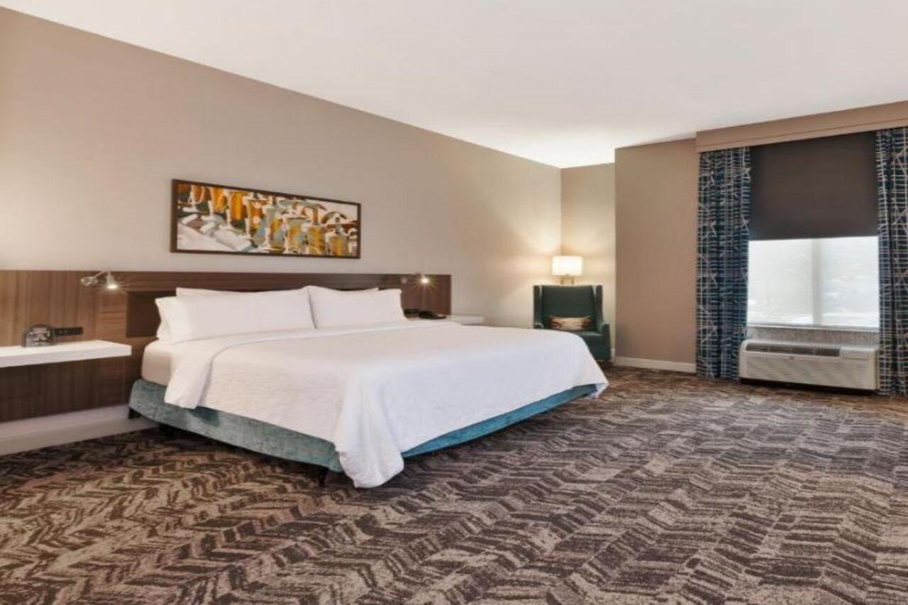 Hilton Garden Inn Minneapolis Maple Grove Exterior foto